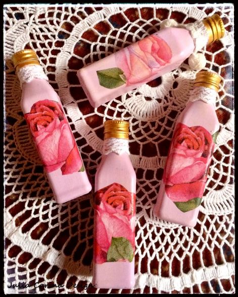.0.0.0.4._whiskys_uveg_rozsas_ujrafestett_shabby_style_handade_decopage.jpg