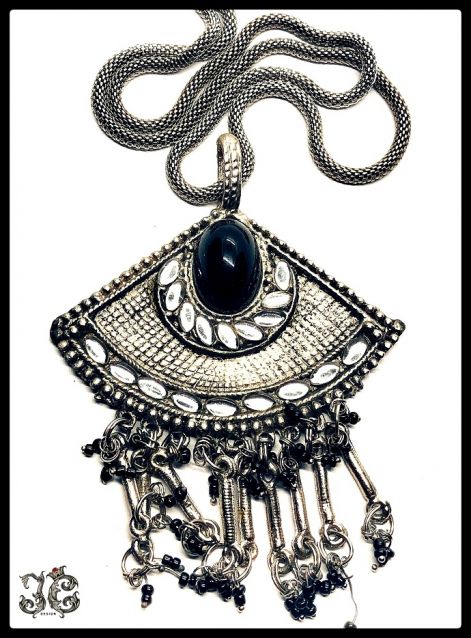 012345_fekete_ezust_ekszer_nyaklanc_koves_julia_carina_design_shop.jpg