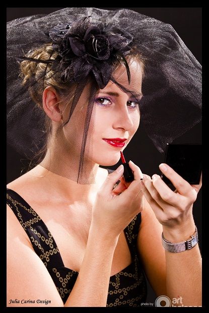 13_fekete_egyedi_gothic_fejdsz_juliacarina.jpg 13_fekete_egyedi_gothic_fejdsz_juliacarina.jpg