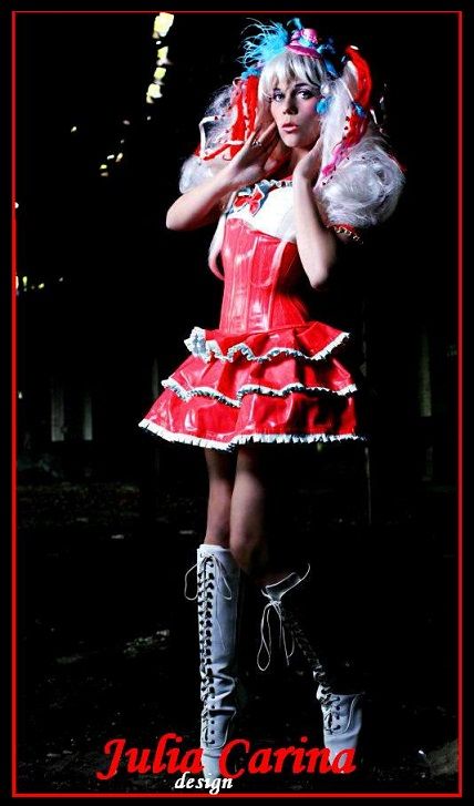 4_juliacarinadesign_burlesque.jpg 4_juliacarinadesign_burlesque.jpg
