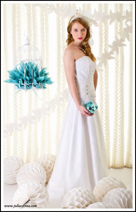 62feher_pava_fejdisz_julia_carina_design.jpg