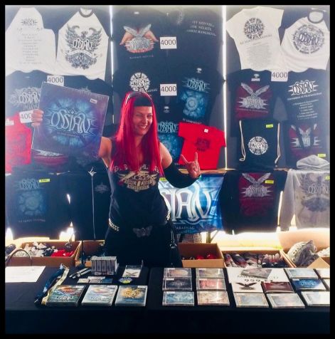 666._julia_merchandiser_julia_carina_ossian_band_merch.jpg