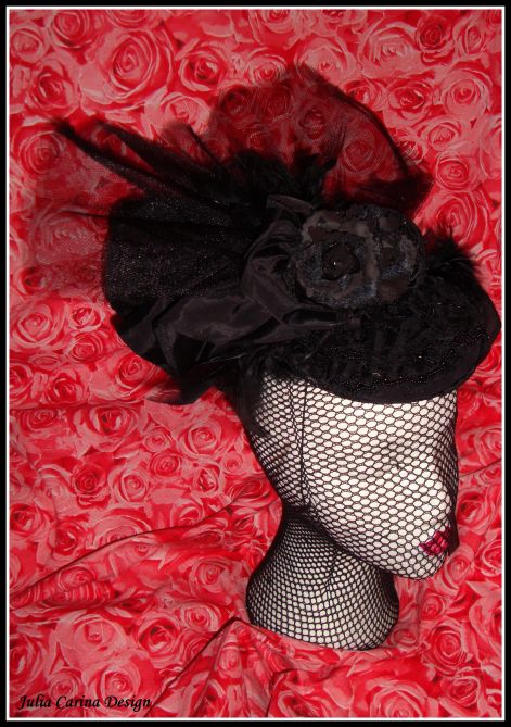 julia_carina_hat.jpg