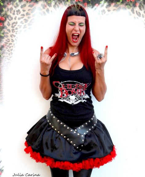 sxa_julia_carina_band_merch.jpg